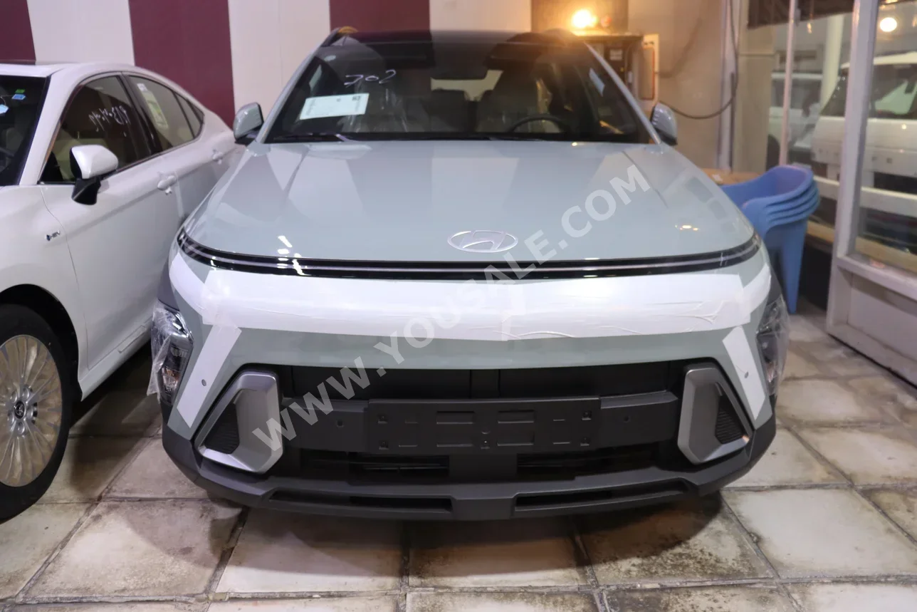 هيونداي كونا إس إي إل 2025 اتوماتيك 0 كم 4 سلندر دفع أمامي اس يو في اخضر فاتح بنزين تحت الضمان