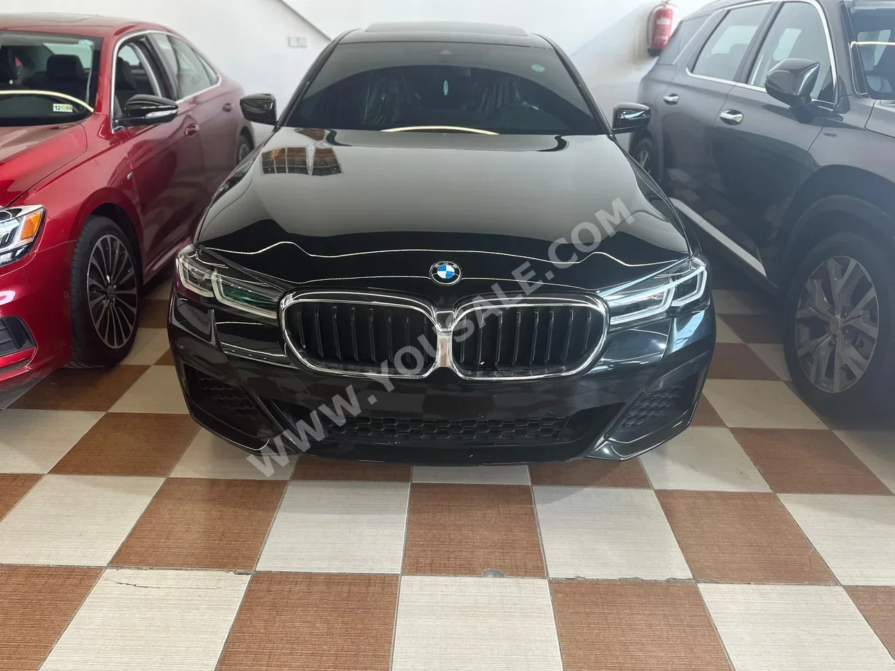بي ام دبليو الفئة - الخامسة 530i 2023 اتوماتيك 35,500 كم بي ام دبليو سلندر دفع خلفي سيدان أسود بنزين