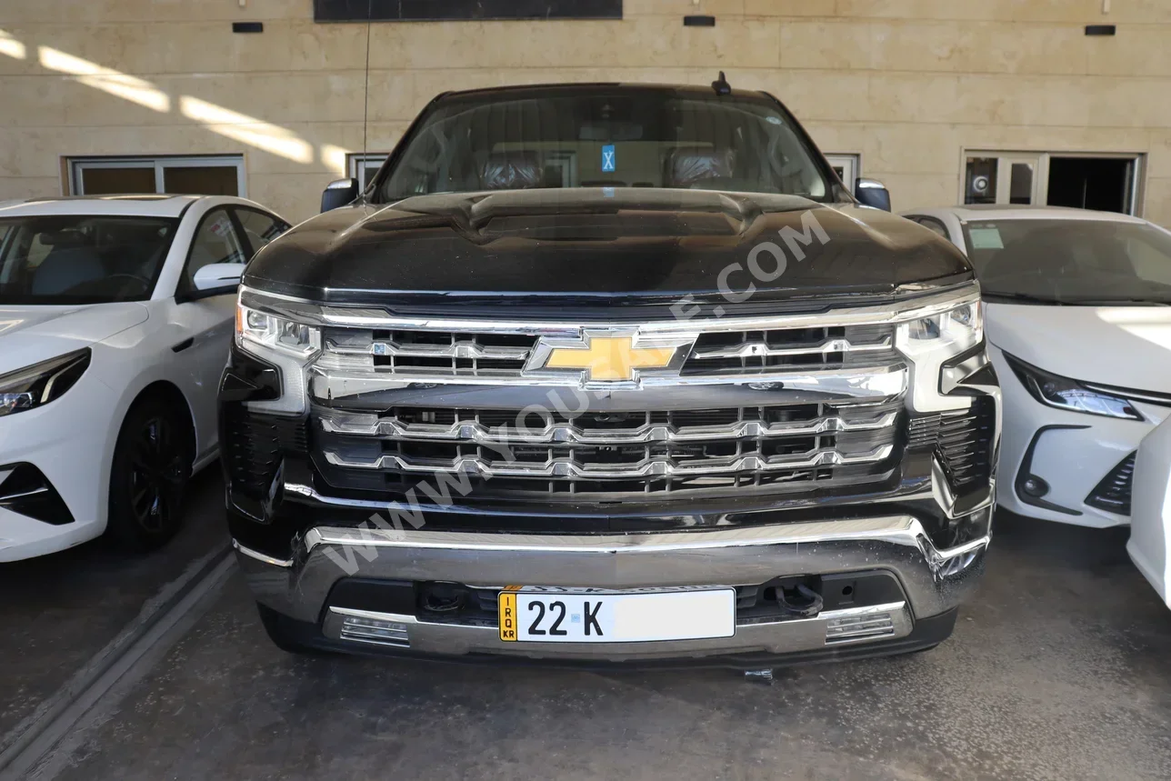 شفروليه  سلفرادو  ال تي  2023  اتوماتيك  161,000 كم  4 سلندر  دفع رباعي  بيكب  أسود  بنزين