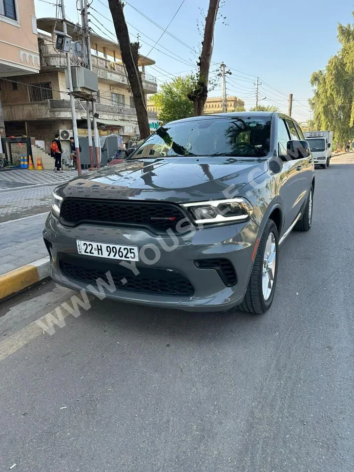 دودج دورانغو 2022 اتوماتيك 123,000 كم 6 سلندر دفع رباعي اس يو في رمادي بنزين