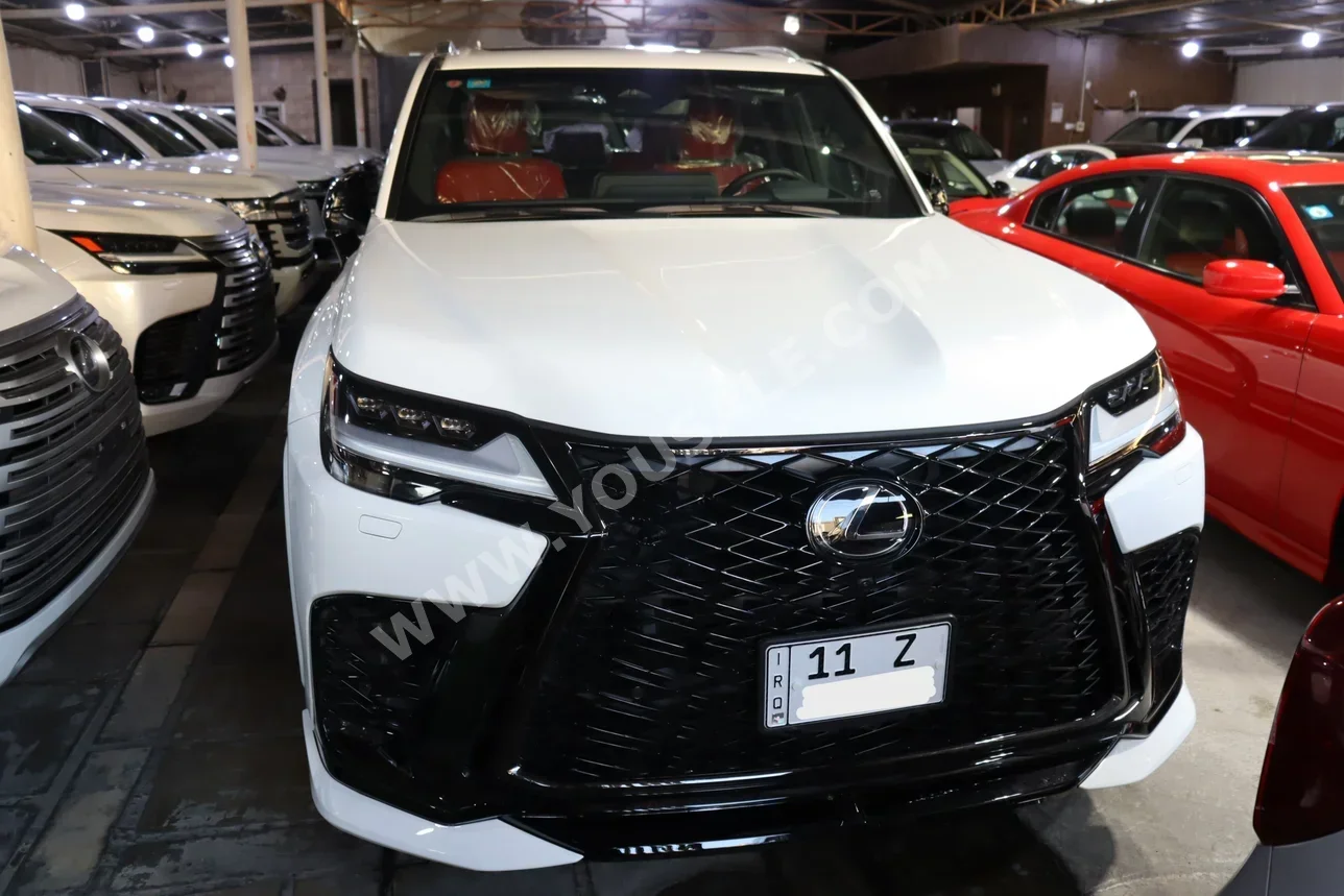 Lexus LX 600 2025 Automatic 4,000 km 6 Cylinder 4WD SUV White Gasoline