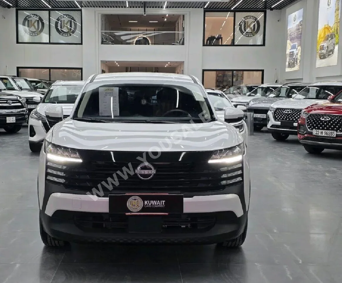 نيسان  كيكس  2025  اتوماتيك  1,700 كم  4 سلندر  دفع رباعي  اس يو في  أبيض  بنزين