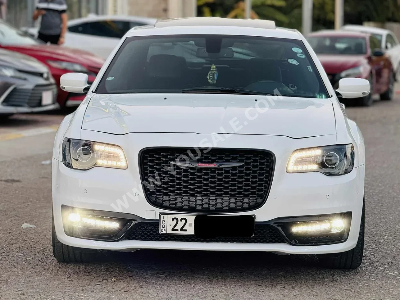 كرايسلر 300C 2022 اتوماتيك 51,000 كم 4 سلندر دفع أمامي سيدان أبيض بنزين
