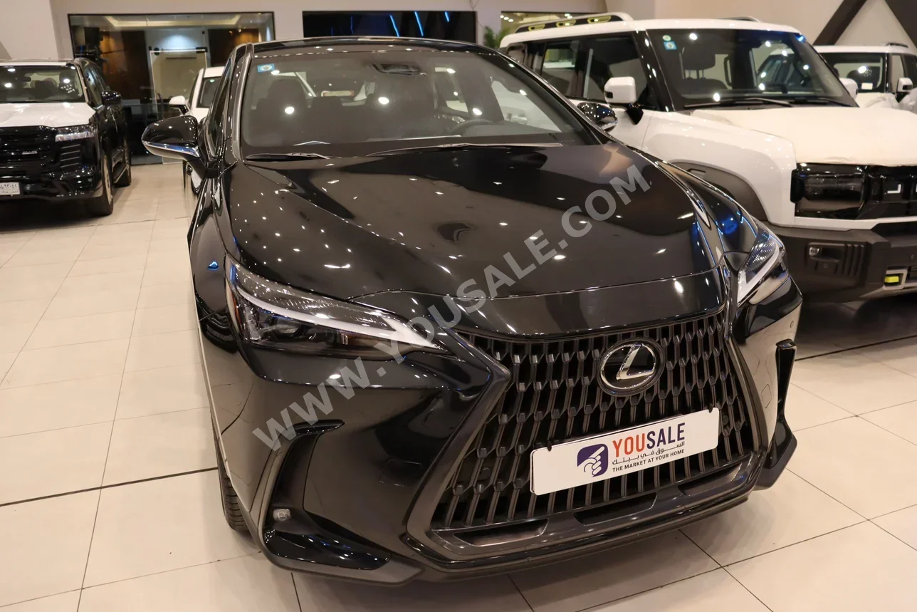لكزس  ان اكس  350 اتش  2025  اتوماتيك  0 كم  4 سلندر  دفع كلي مستمر  اس يو في  أسود  بنزين