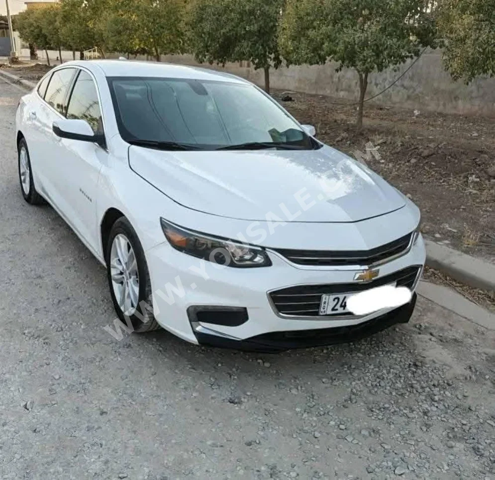 شفروليه ماليبو ال تي 2017 اتوماتيك 180,000 كم 4 سلندر دفع أمامي سيدان أبيض بنزين
