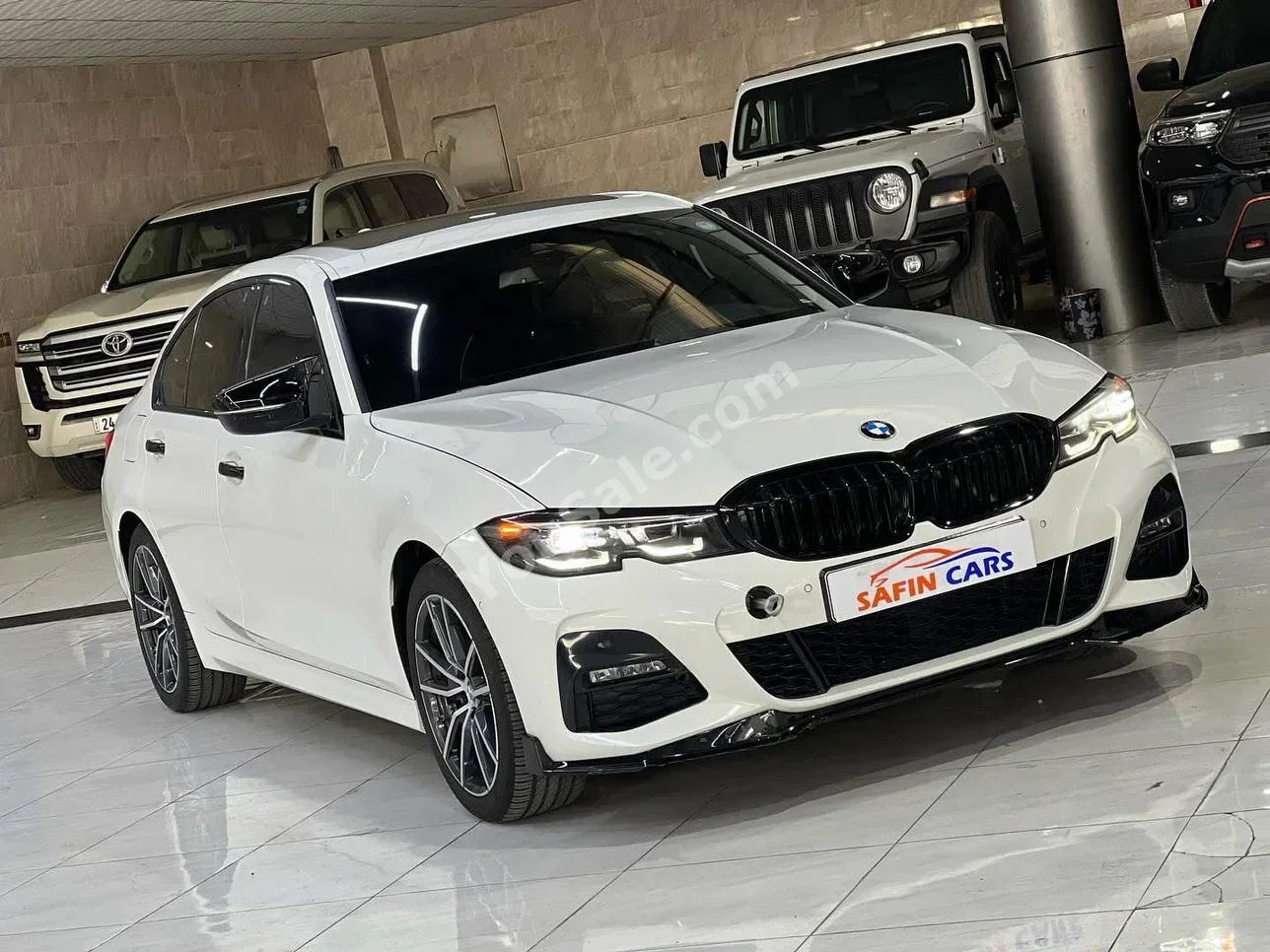 بي ام دبليو الفئة - الثالثة 330i 2022 اتوماتيك 45,000 كم 6 سلندر دفع خلفي سيدان أبيض بنزين