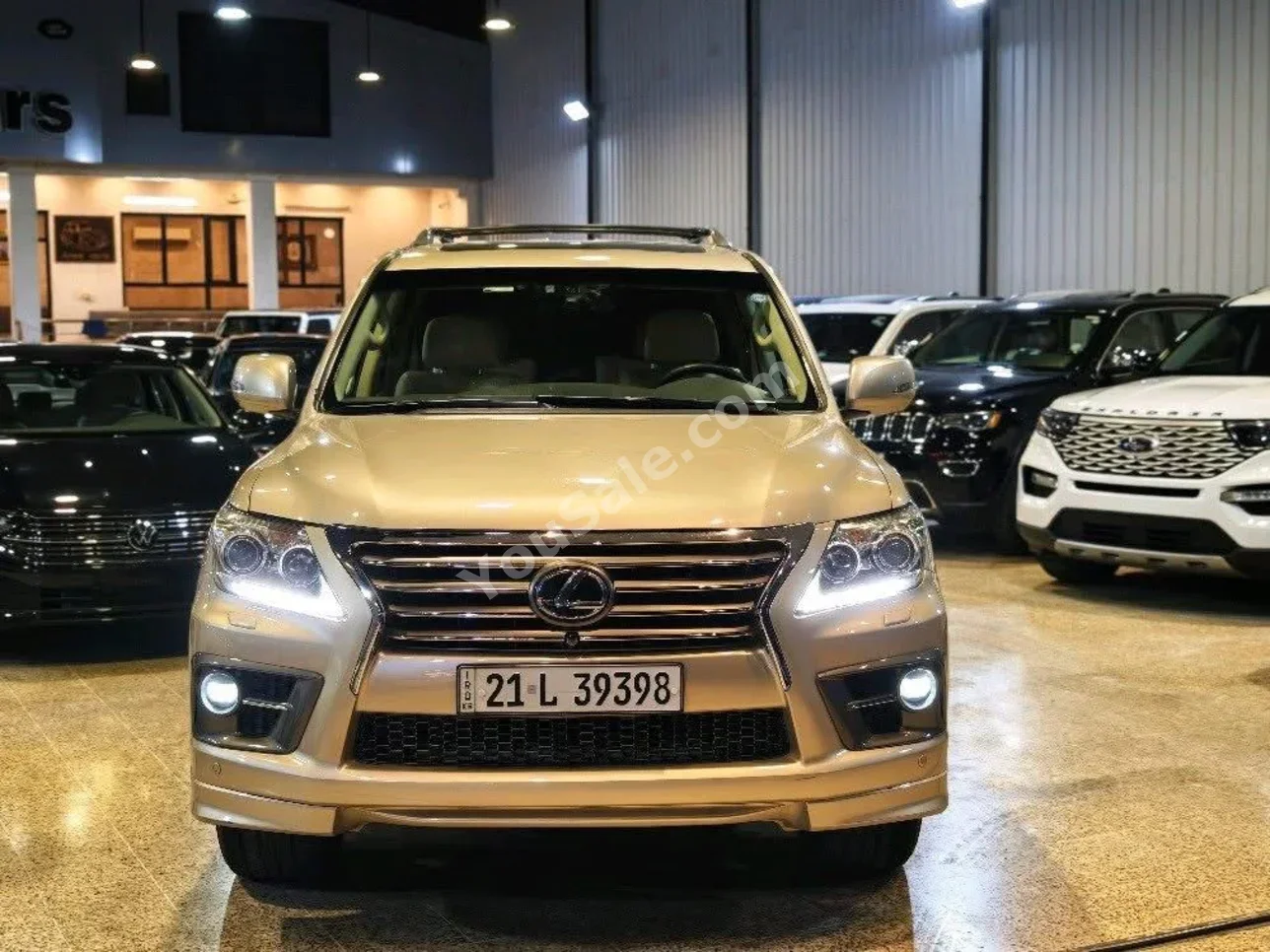لكزس  ال اكس  570 اس  2015  اتوماتيك  239,000 كم  8 سلندر  دفع رباعي  اس يو في  ذهبي  بنزين