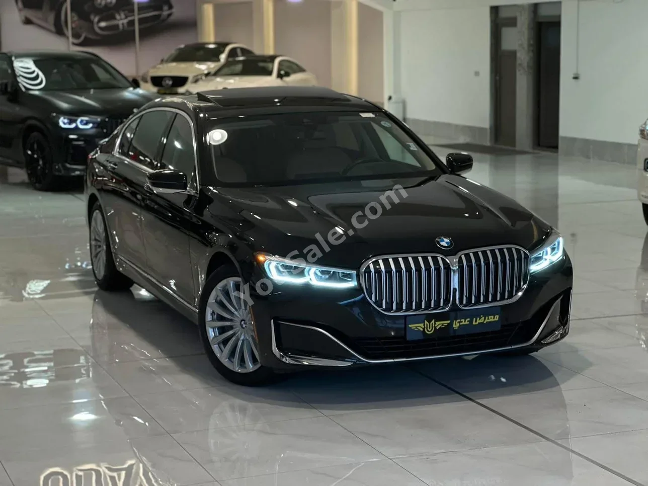 بي ام دبليو الفئة - السابعة 740 iL 2023 اتوماتيك 28,000 كم 6 سلندر دفع خلفي سيدان أسود بنزين