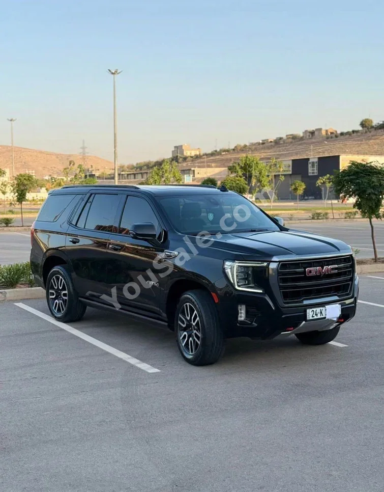 جي ام سي  يوكون  2021  اتوماتيك  68,000 كم  8 سلندر  دفع رباعي  اس يو في  أسود  بنزين