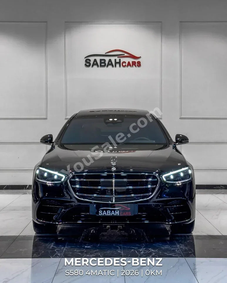 مرسيدس - بنز اس - كلاس 580 2026 اتوماتيك 0 كم 6 سلندر دفع خلفي سيدان أسود بنزين