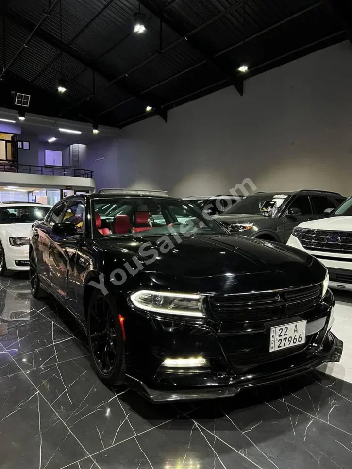 دودج  تشارجر  2019  اتوماتيك  100,000 كم  6 سلندر  دفع خلفي  سيدان  أسود  بنزين
