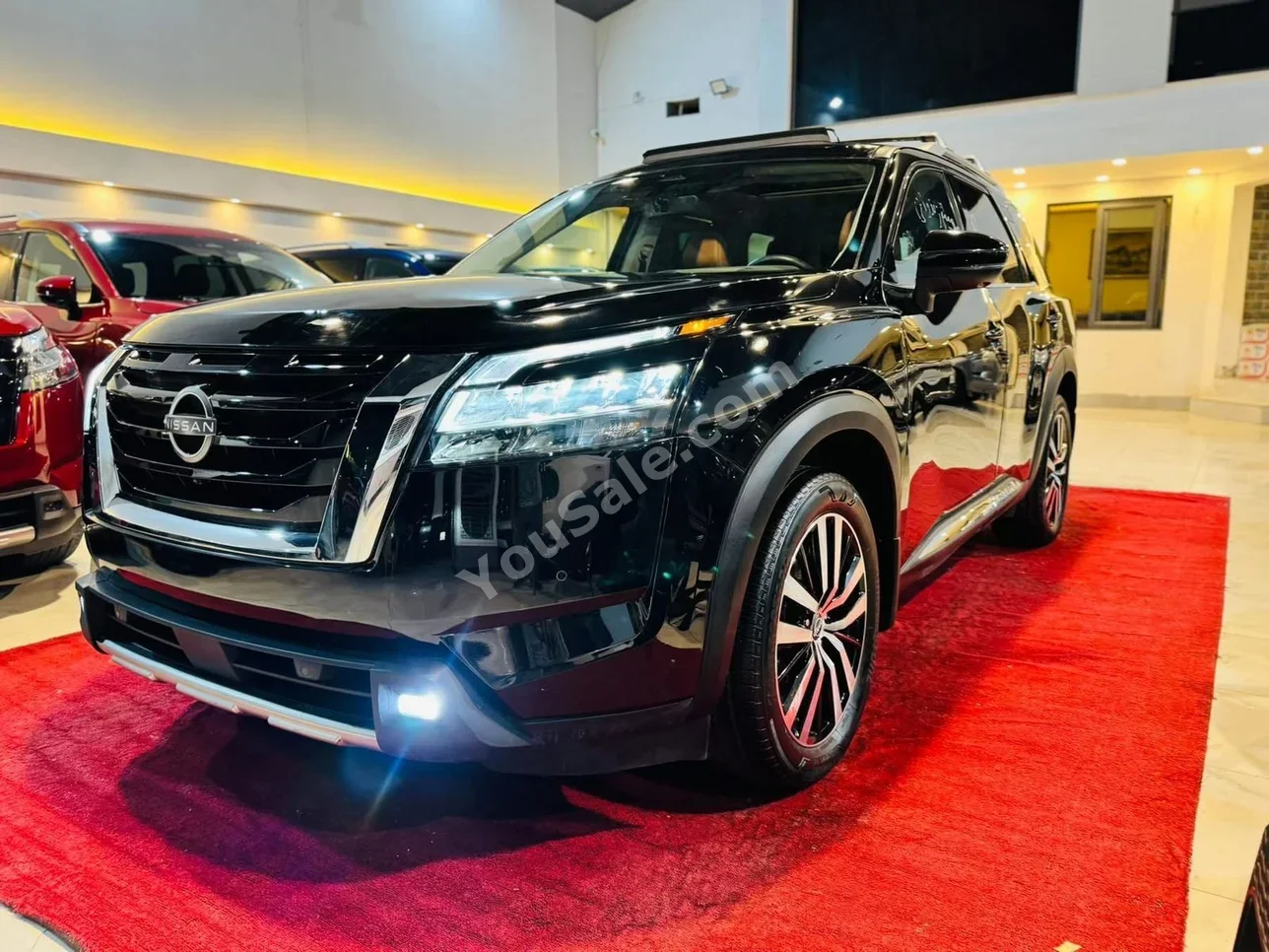 نيسان باثفايندر بلاتينيوم 2024 اتوماتيك 26,000 كم 6 سلندر دفع رباعي اس يو في أسود بنزين