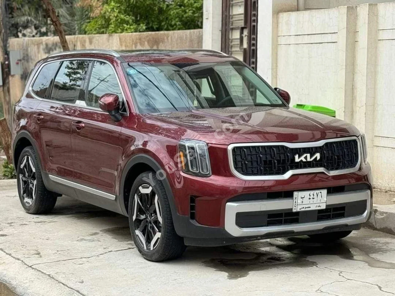 Kia  Telluride  2023  Automatic  35,000 km  6 Cylinder  4WD  SUV  Red  Gasoline