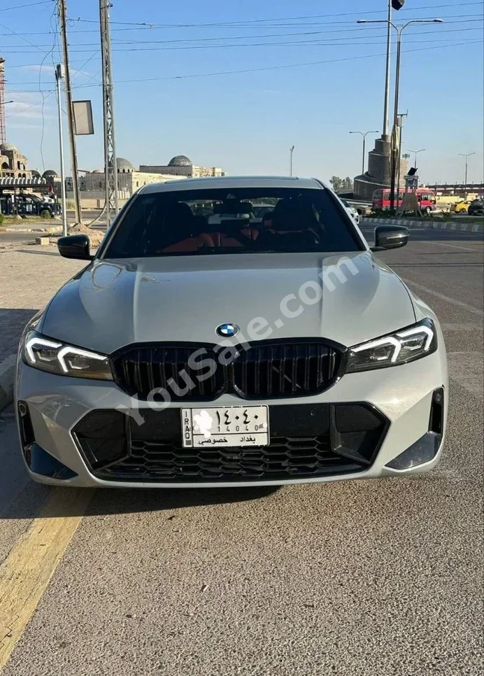بي ام دبليو  الفئة - الثالثة  330i  2024  اتوماتيك  7,000 كم  4 سلندر  دفع خلفي  سيدان  رمادي  بنزين