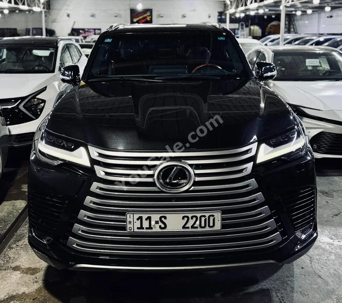 لكزس  ال اكس  600  2024  اتوماتيك  41,000 كم  6 سلندر  دفع رباعي  اس يو في  أسود  بنزين