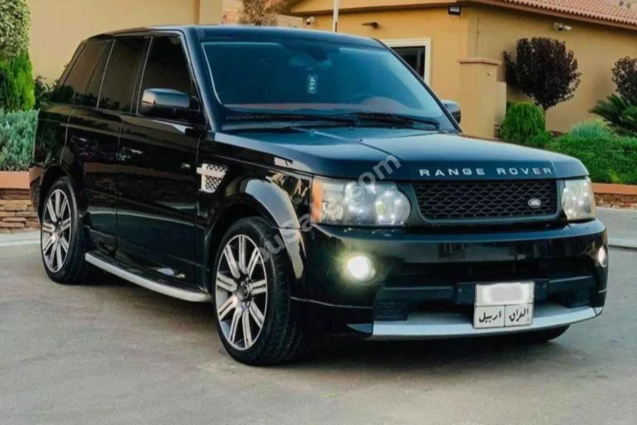 لاند روفر  رنج روفر  فوج  2009  اتوماتيك  180,000 كم  8 سلندر  دفع رباعي  اس يو في  أسود  بنزين