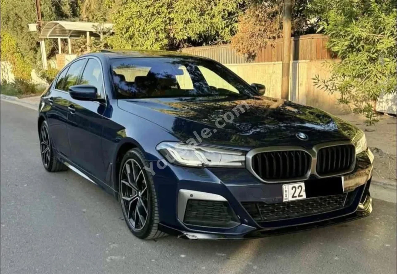 بي ام دبليو  الفئة - الخامسة  530i  2021  اتوماتيك  37,000 كم  6 سلندر  دفع خلفي  سيدان  أسود  بنزين