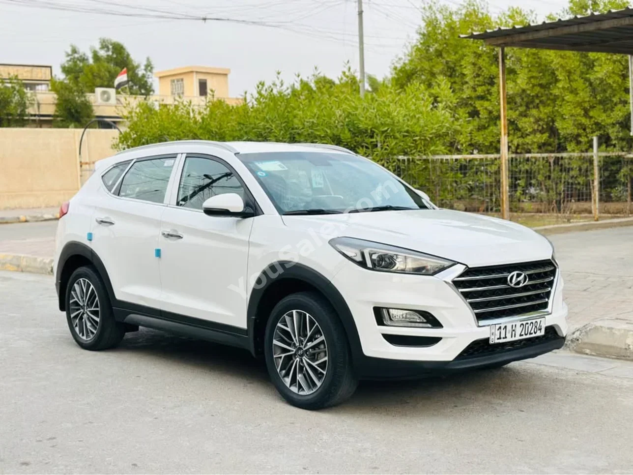 هيونداي توسان 2019 اتوماتيك 120,000 كم 4 سلندر دفع رباعي اس يو في أبيض بنزين