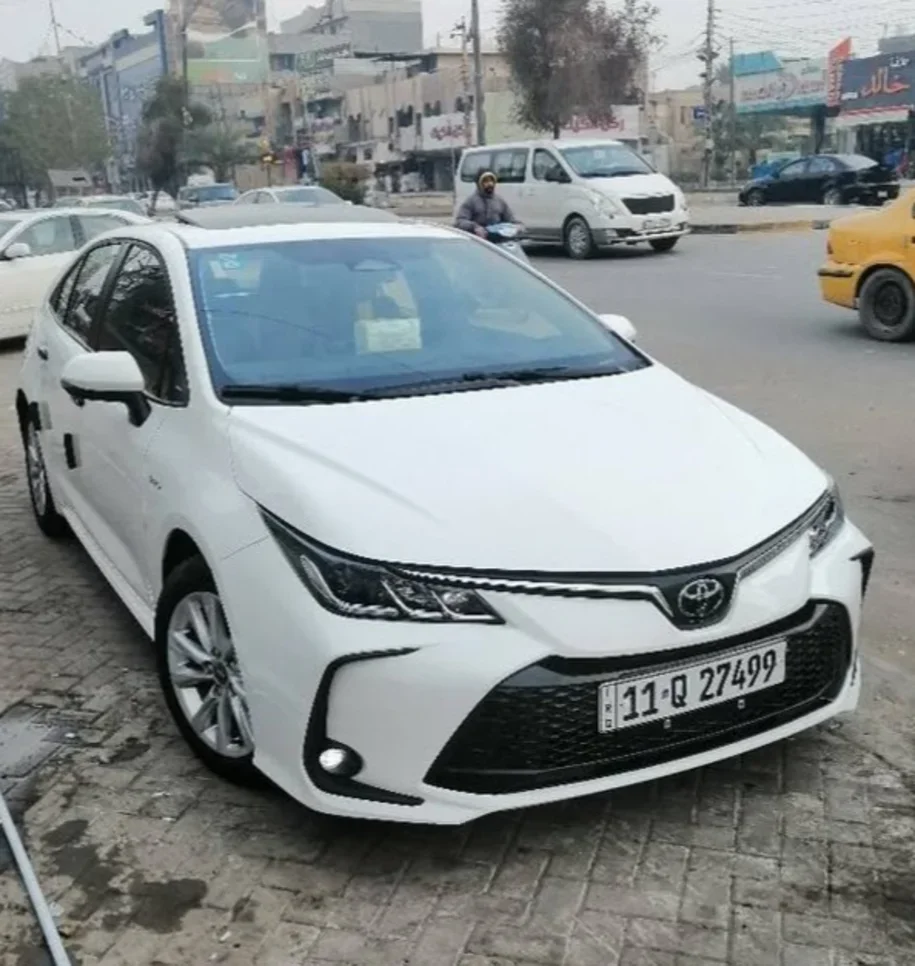 Toyota Corolla 2024 Automatic 56,000 km 4 Cylinder FWD Sedan White Gasoline